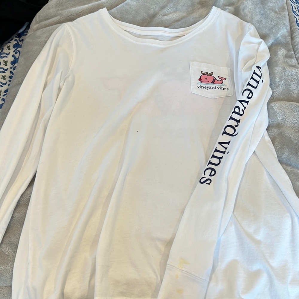 vineyard vines christmas top